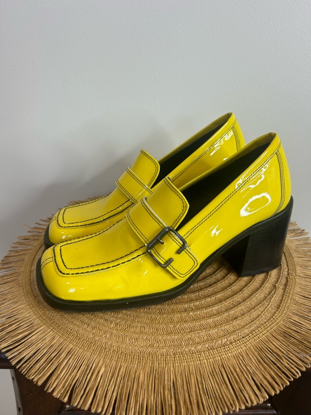 L'INTERVALLE Yellow Patent Buckle Block Heel Loafers❤️9 - Picture 2 of 15